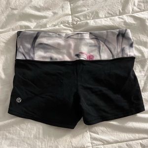 black Lululemon shorts